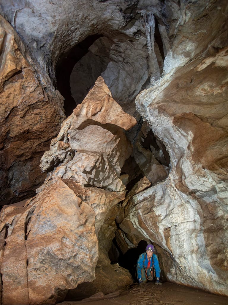 A meander in Corkscrew Cave, Virginia